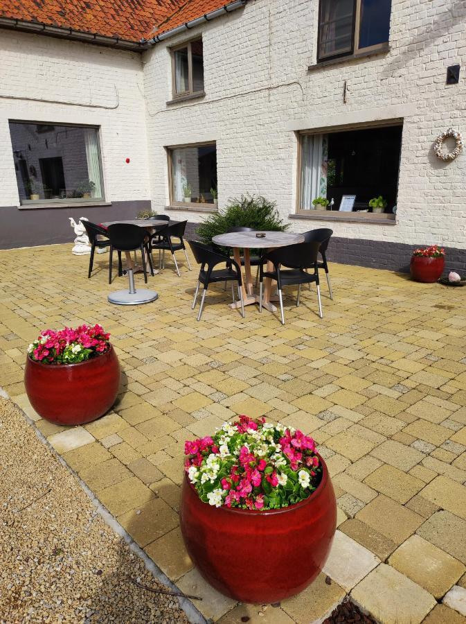 B&B Het Polderhof Jabbeke  Exteriör bild